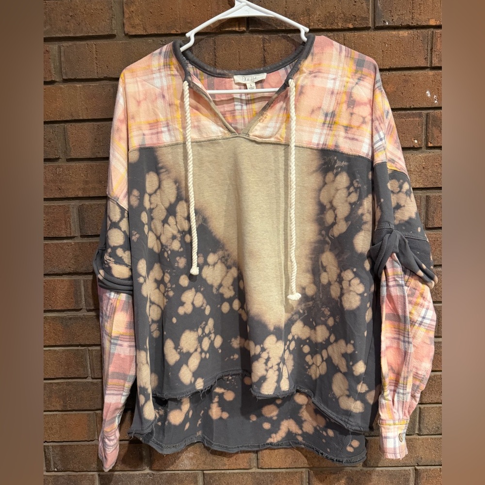 Oli & Hali Tie-Dye bleach and Plaid Long Sleeve Top size small S New flannel